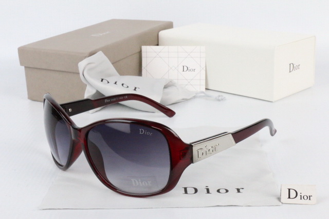 DlOR Boutique Sunglasses 055